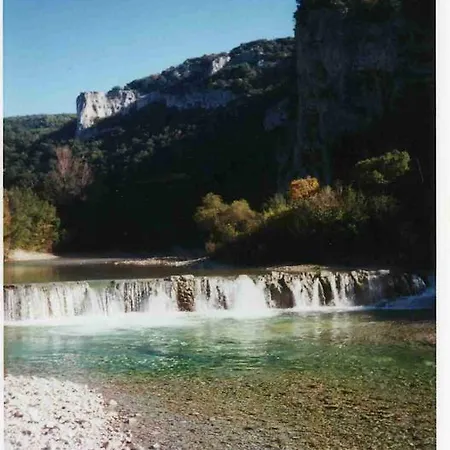 Gites Du Domaine De Serre Long