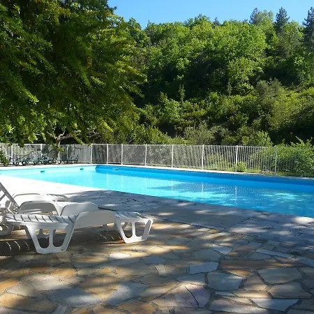 Gites Du Domaine De Serre Long *