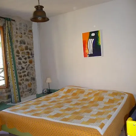 Gites Du Domaine De Serre Long