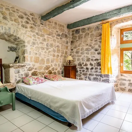 Du Domaine De Serre Long